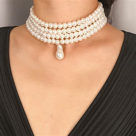 necklaces women